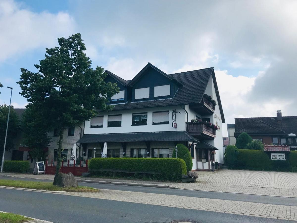 Gasthof Zur Post Hotel - Restaurant Breckerfeld ภายนอก รูปภาพ
