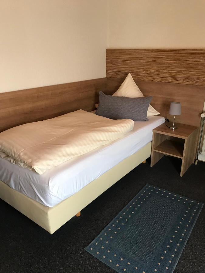 Gasthof Zur Post Hotel - Restaurant Breckerfeld ภายนอก รูปภาพ