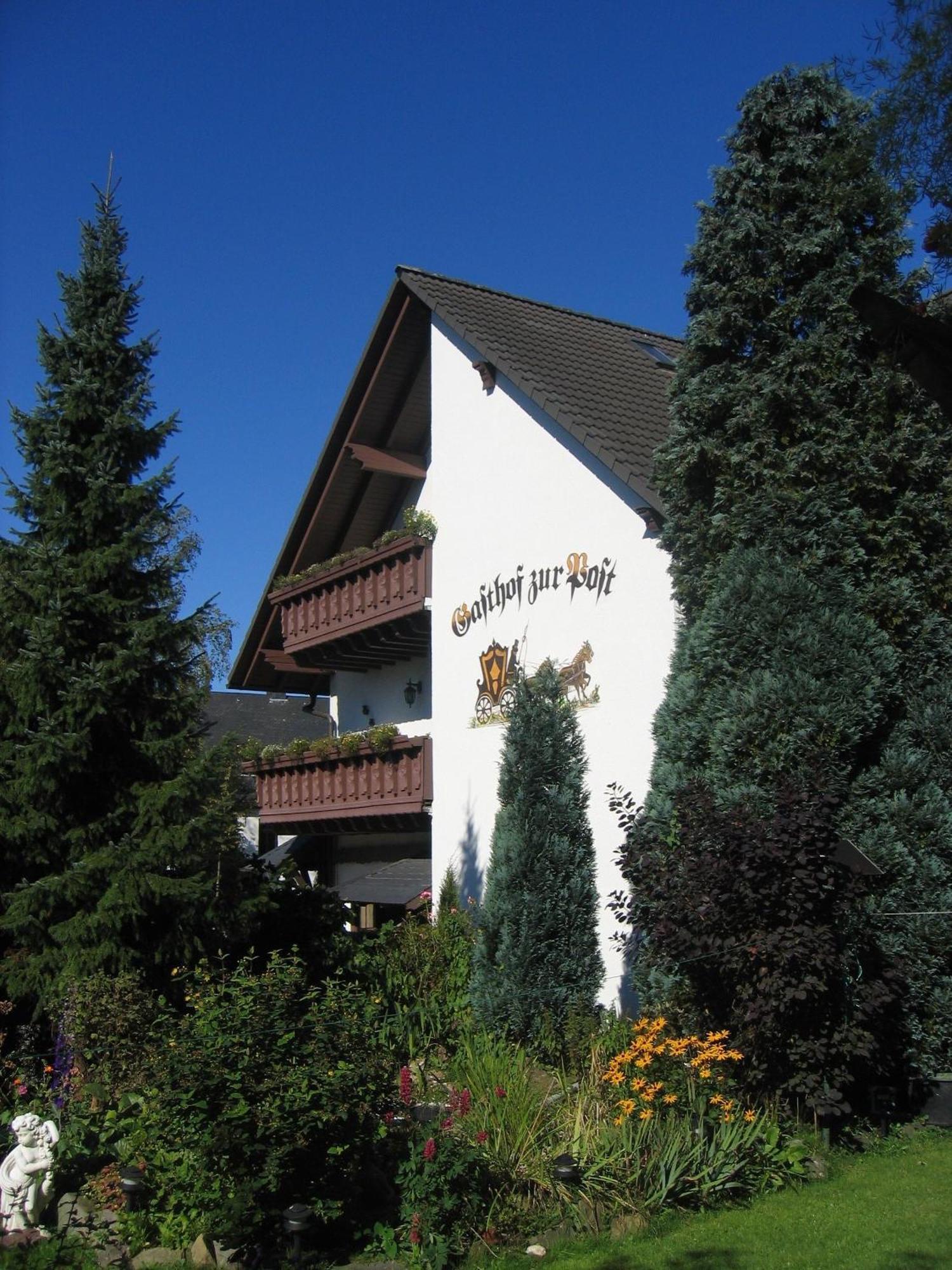 Gasthof Zur Post Hotel - Restaurant Breckerfeld ภายนอก รูปภาพ